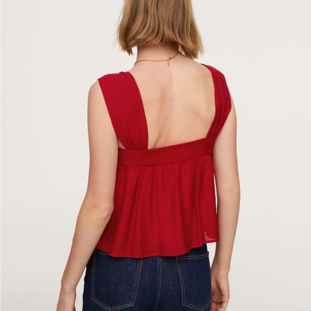 Ruffled strap top - Picture 2 of 5